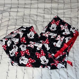 Disney Capri Minnie Mouse Pajama Pants | Size XL
